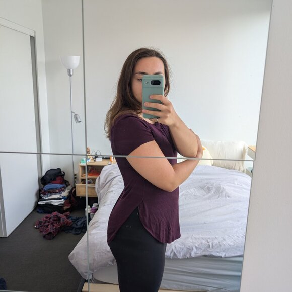 American Eagle "Soft and Sexy" High-Low Shirt - Picture 5 of 6